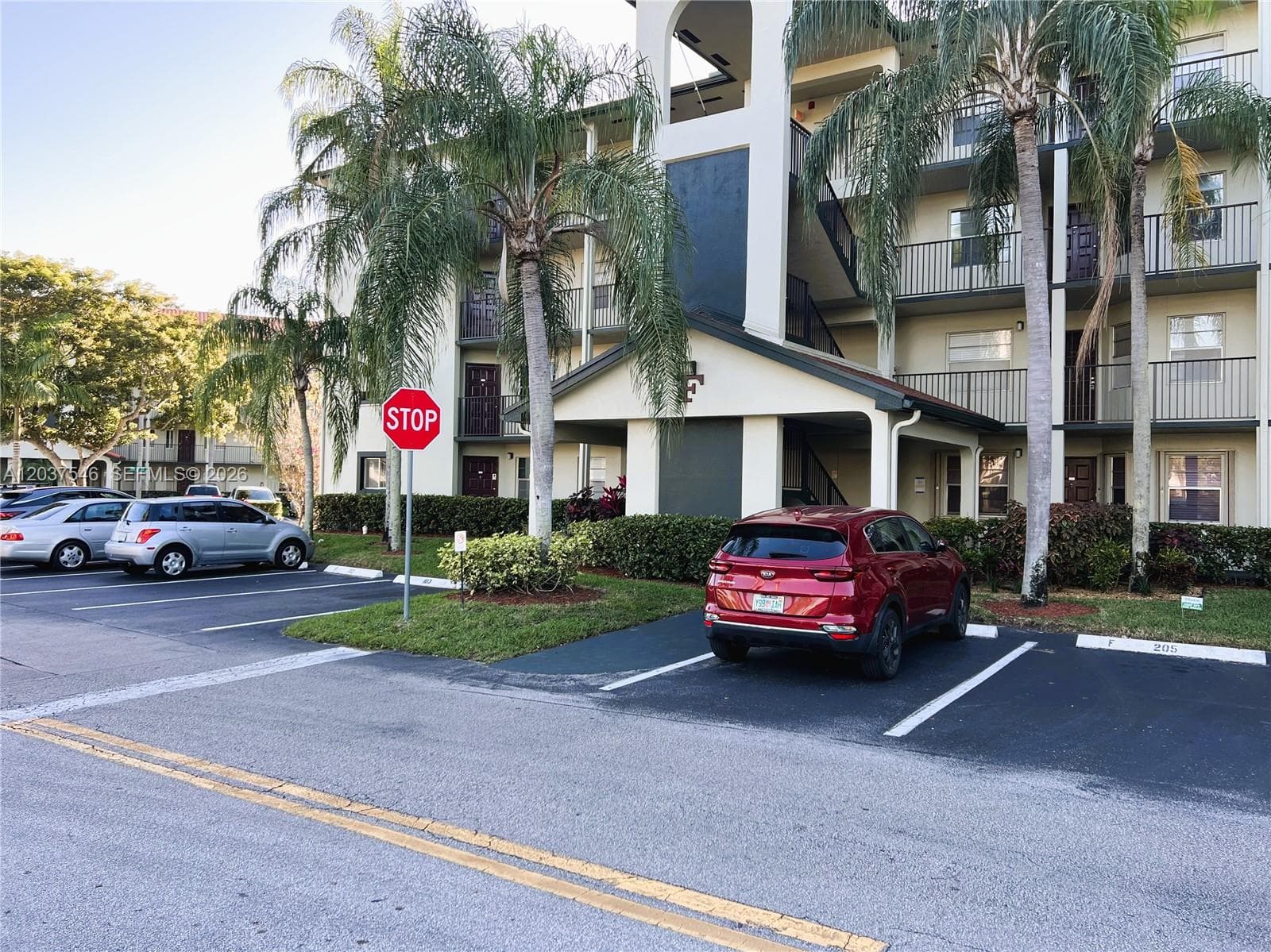 1300 SW 130th Ave # 101F, Pembroke Pines, FL 33027 — zdjęcie 3