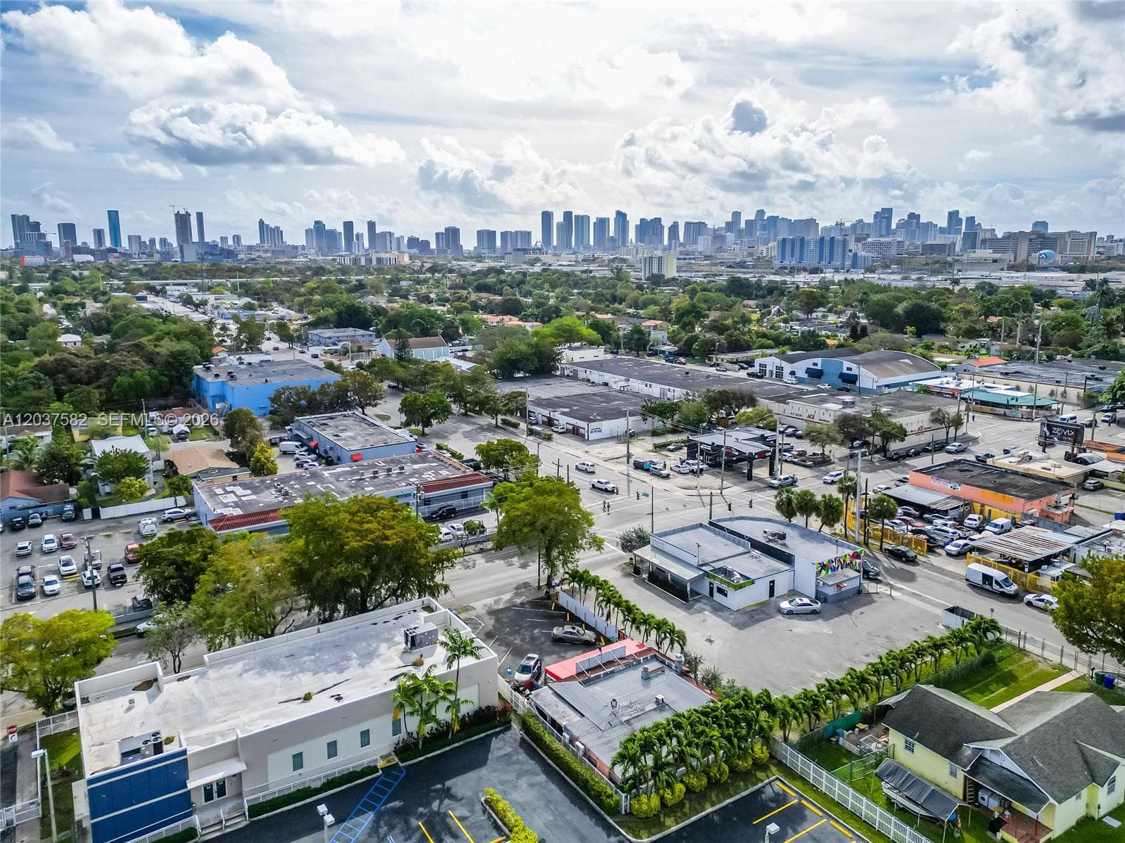 2928 NW 17th Ave, Miami, FL 33142 — zdjęcie 3