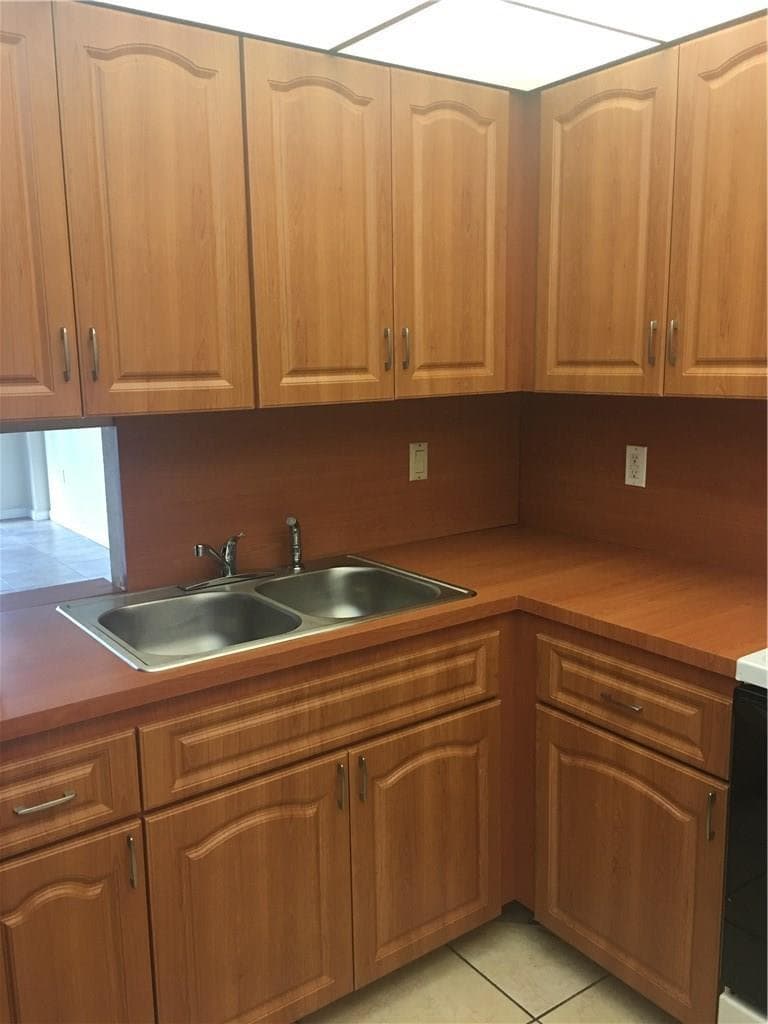 15600 NW 7th Avenue # 421, Miami, FL 33169 — zdjęcie 3