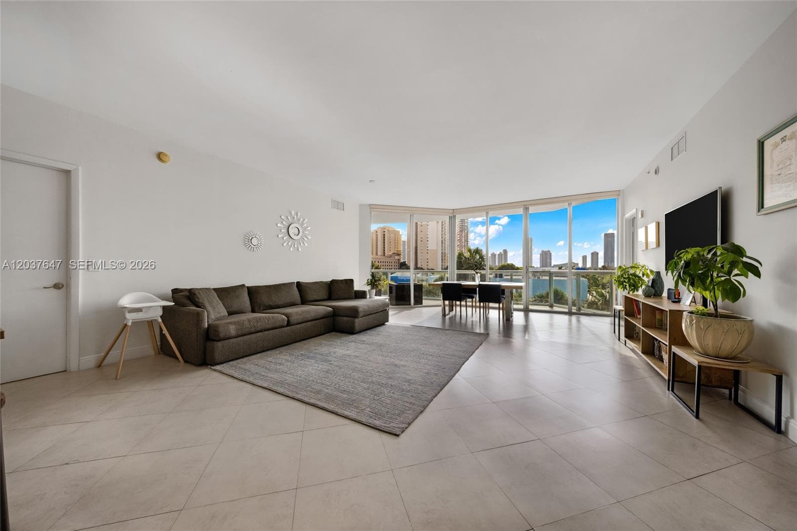 3131 NE 188th St # 2-506, Aventura, FL 33180 — zdjęcie 3