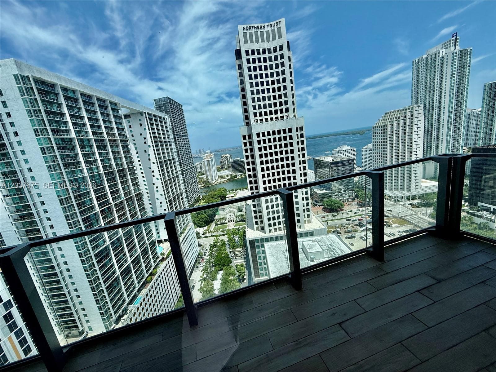 68 SE 6th St # 2707, Miami, FL 33131