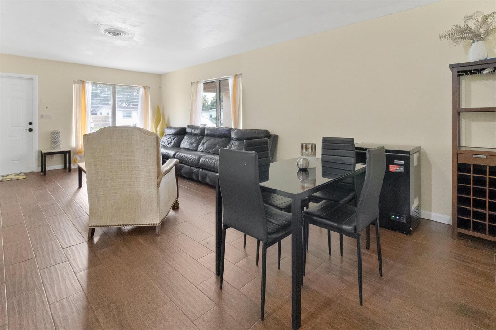3431 NW 4th Street, Lauderhill, FL 33311 — zdjęcie 2