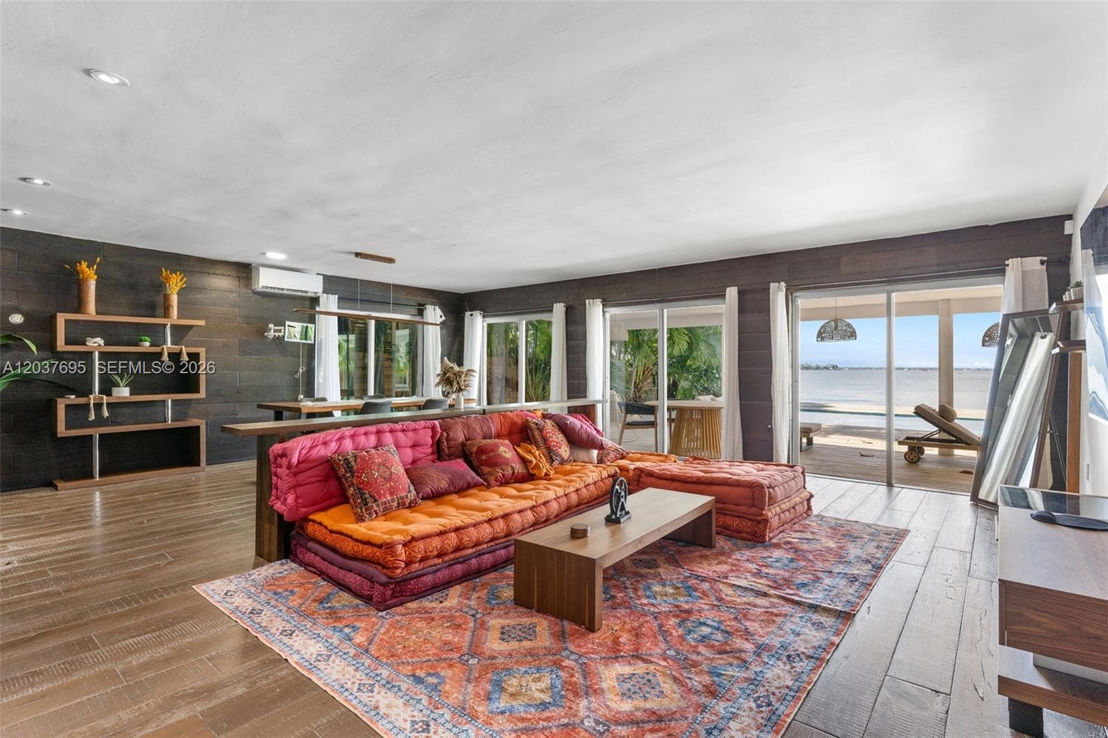 8220 Hawthorne Ave, Miami Beach, FL 33141 — zdjęcie 5