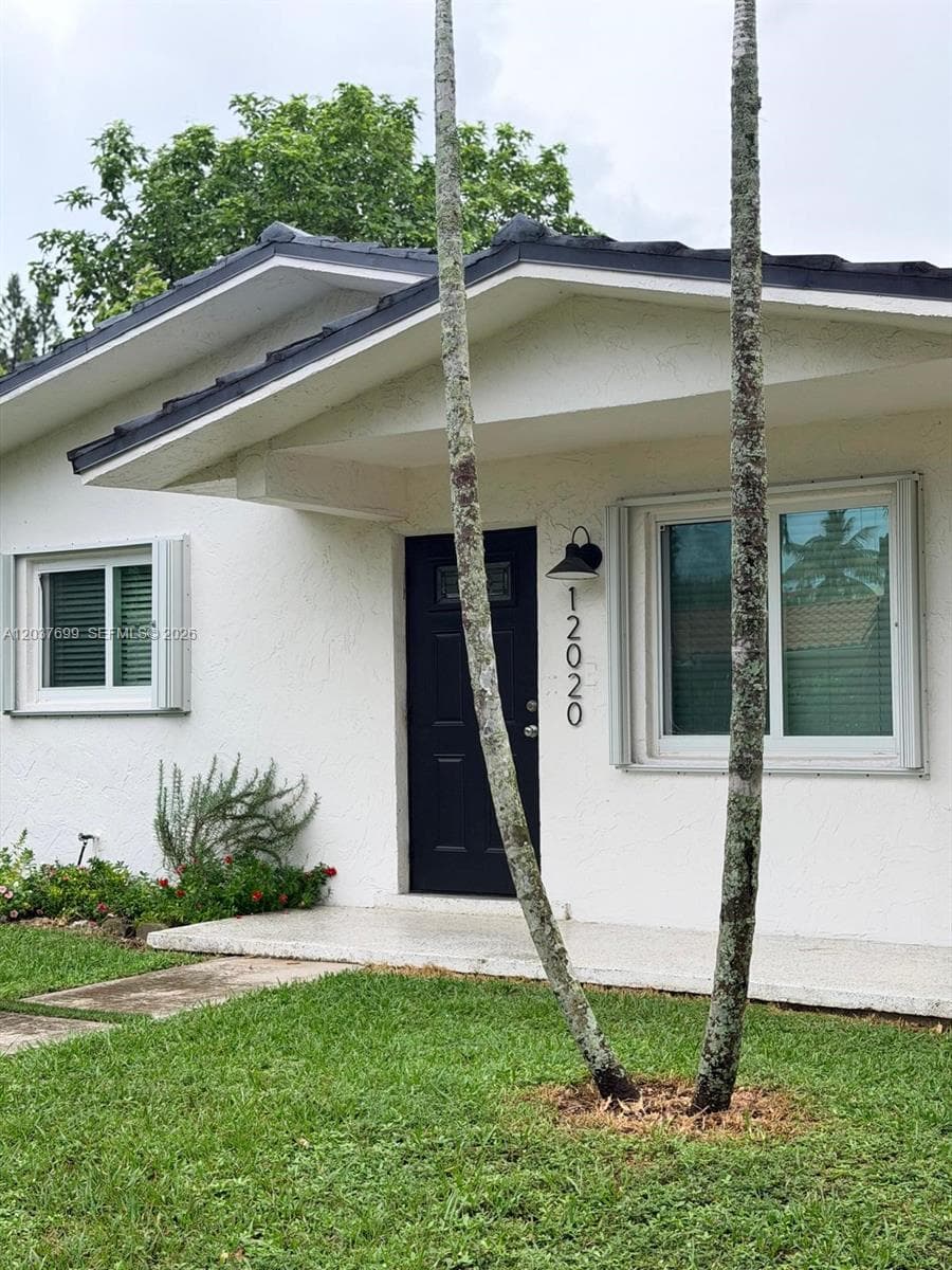12020 NE 12th Ct # 12020, Biscayne Park, FL 33161 — zdjęcie 3