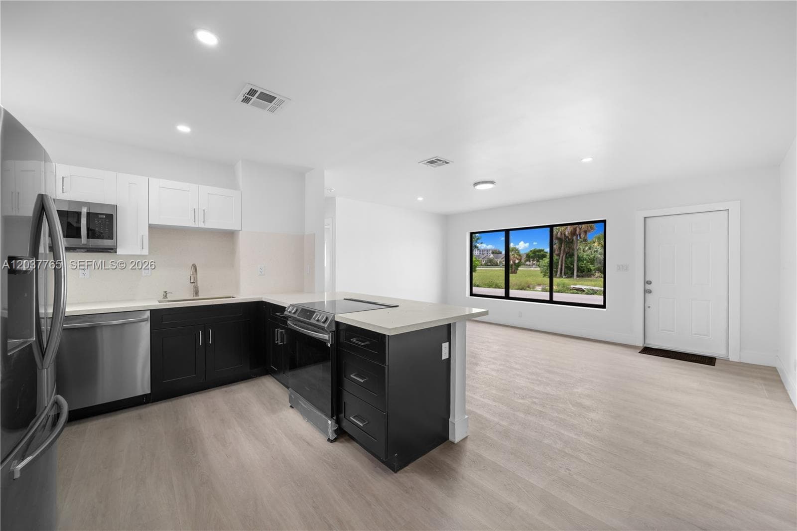 2983 NW 1st St, Pompano Beach, FL 33069 — zdjęcie 3