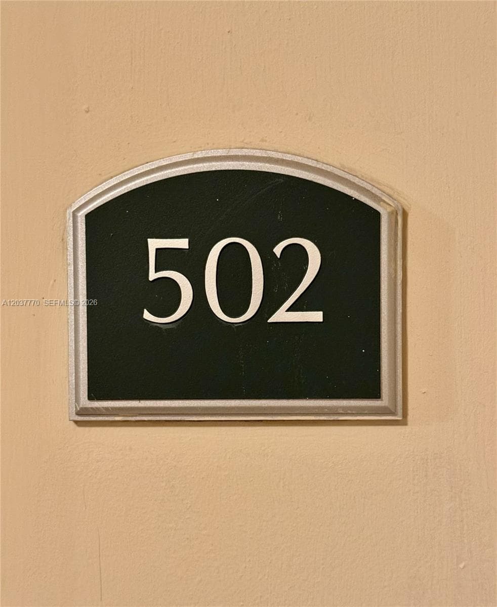 1690 SW 27th Ave # 502, Miami, FL 33145 — zdjęcie 5
