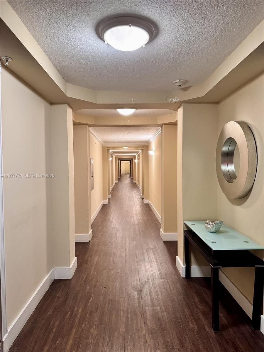 1690 SW 27th Ave # 502, Miami, FL 33145 — zdjęcie 4