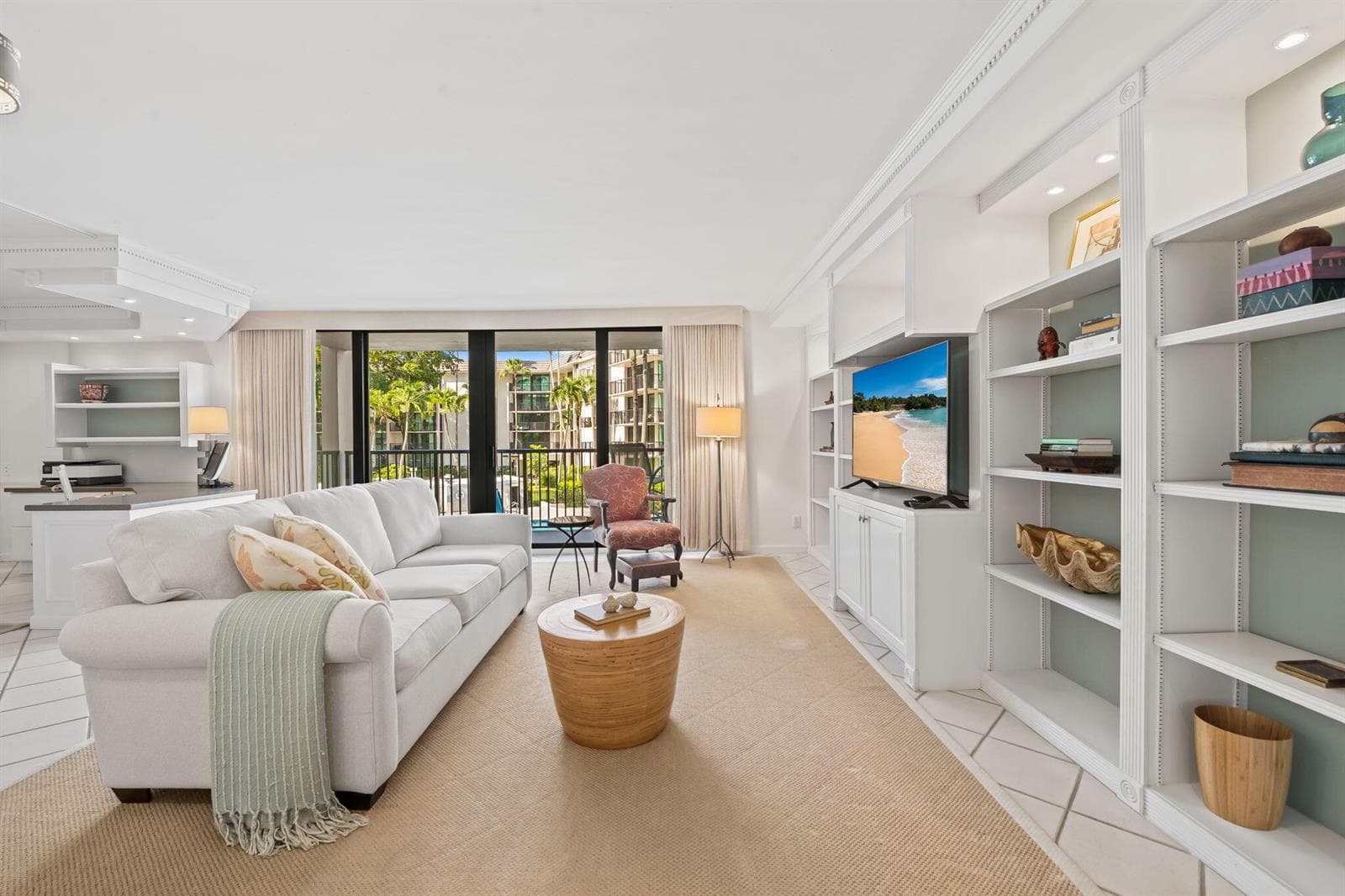 1301 River Reach Drive # 202, Fort Lauderdale, FL 33315 — zdjęcie 3