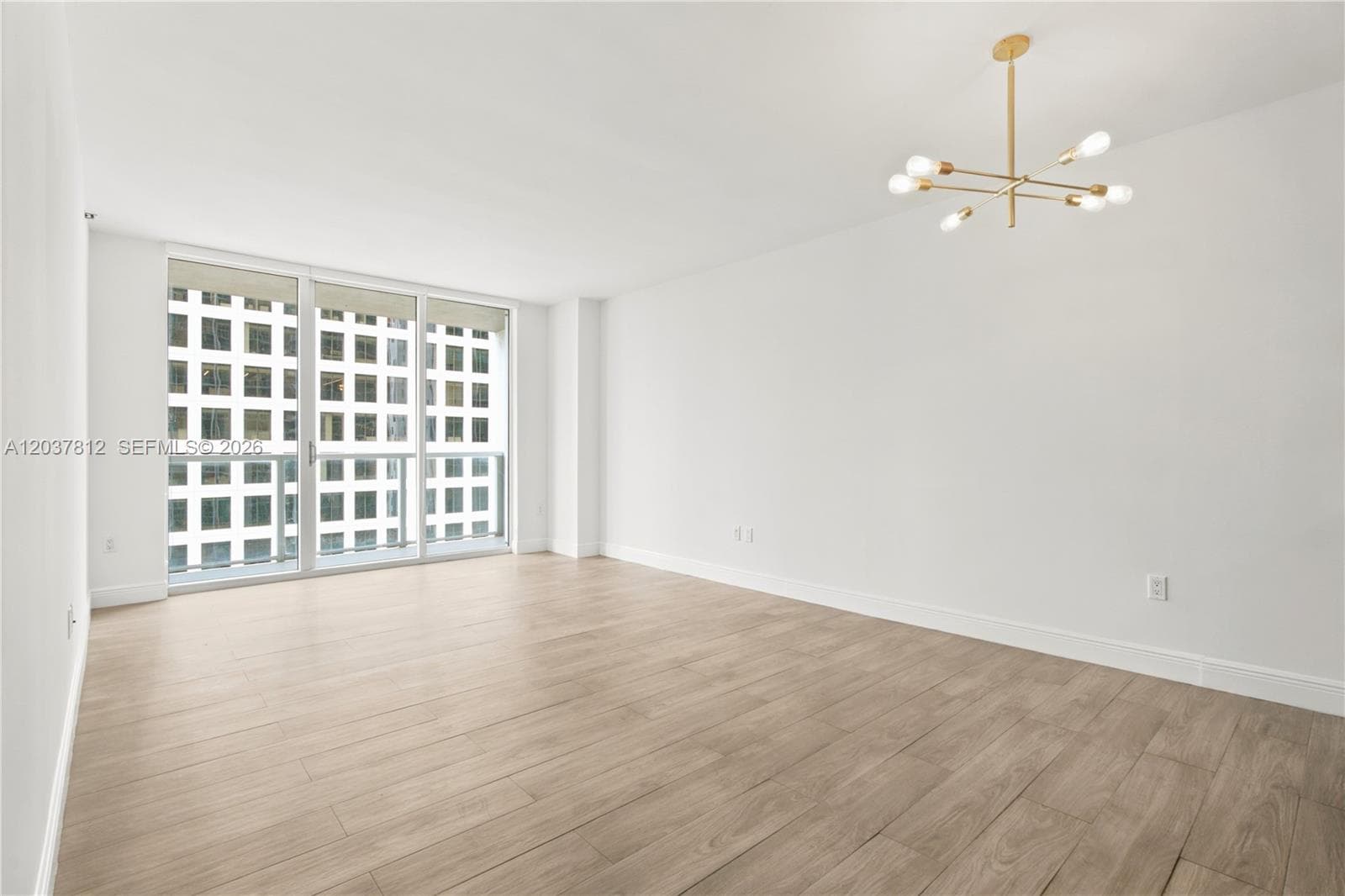 500 Brickell Av # 1906, Miami, FL 33131 — zdjęcie 3