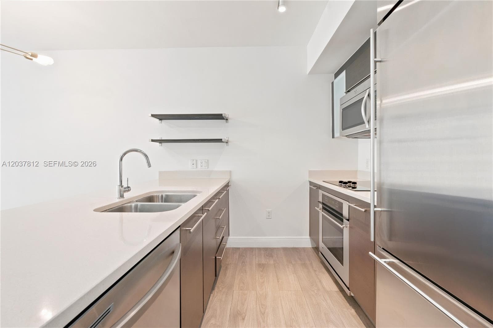 500 Brickell Av # 1906, Miami, FL 33131 — zdjęcie 5