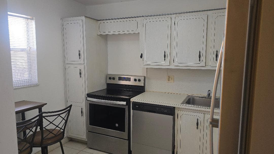 3251 Holiday Springs Boulevard # 302, Margate, FL 33063 — zdjęcie 4