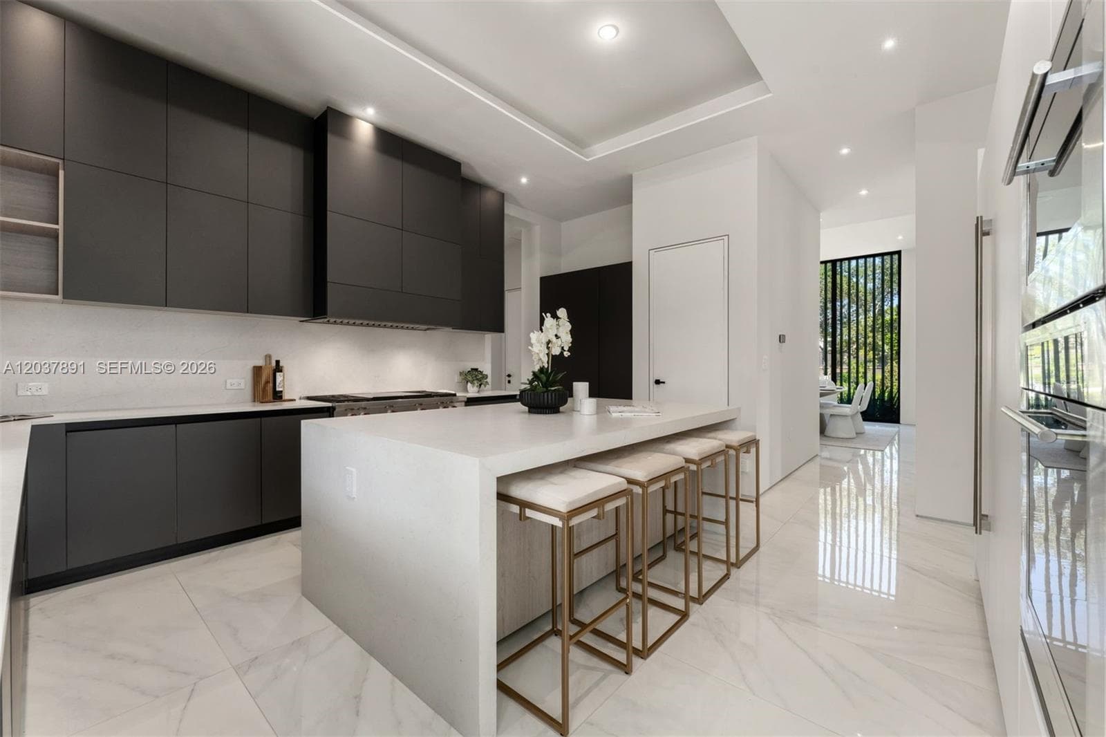 4430 Nautilus Dr, Miami Beach, FL 33140 — zdjęcie 4