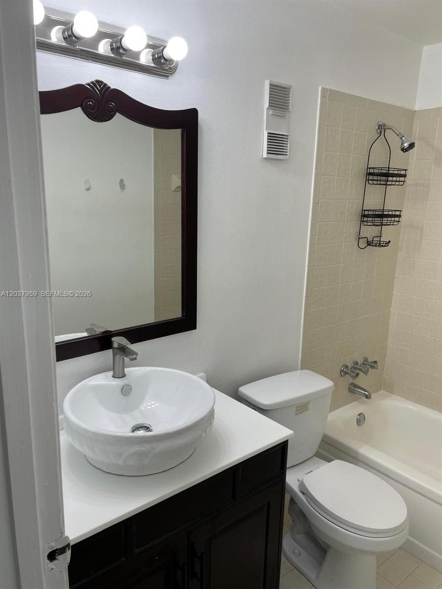2060 SW 90th Ave # A-18, Davie, FL 33324 — zdjęcie 4