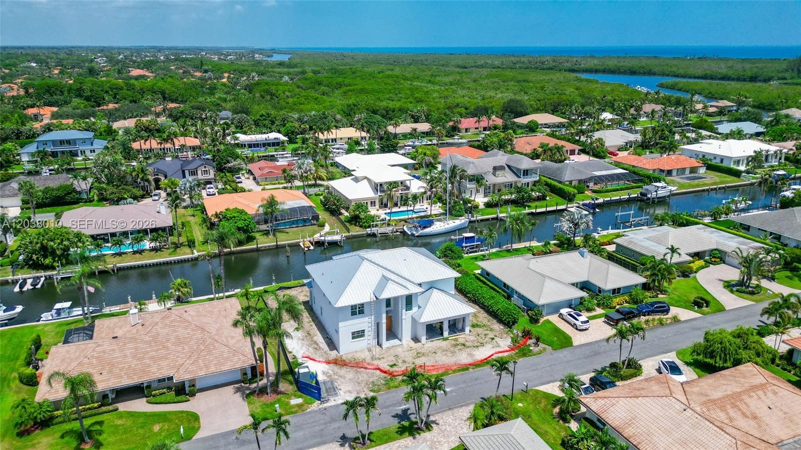 8967 SE Star Island Way, Hobe Sound, FL 33455 — zdjęcie 2