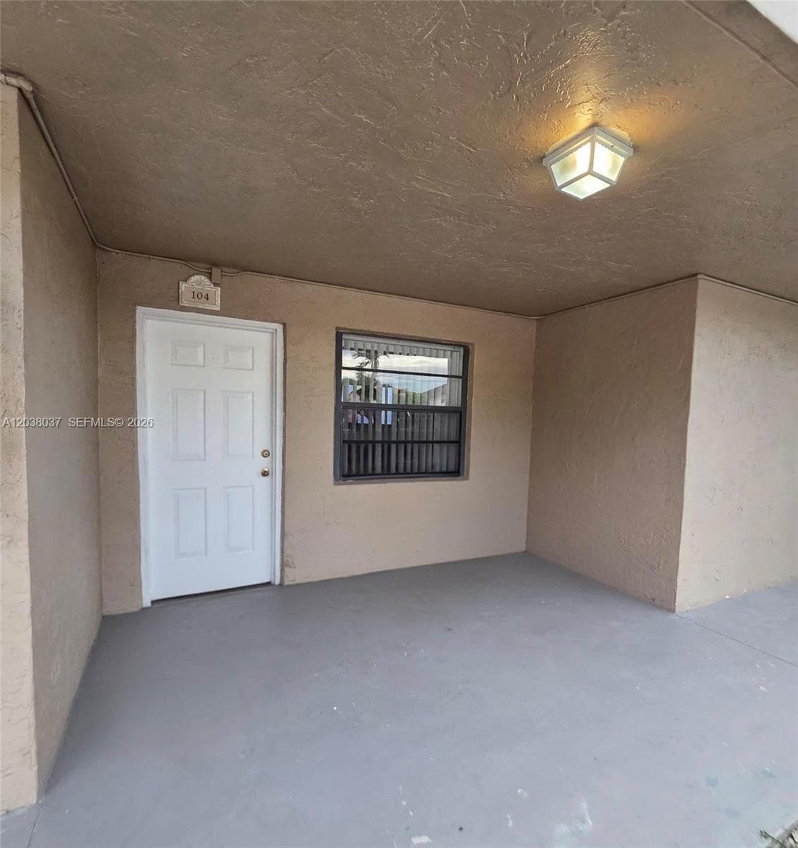 2560 W 60th St # 104, Hialeah, FL 33016 — zdjęcie 2
