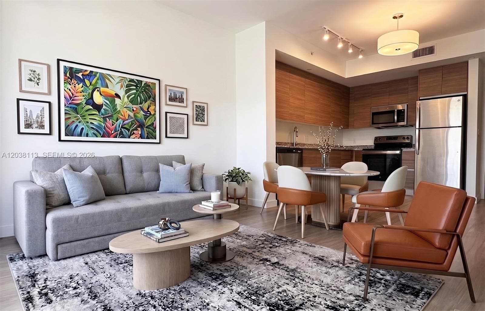315 NW 27th Ave # 303, Miami, FL 33125 — zdjęcie 2