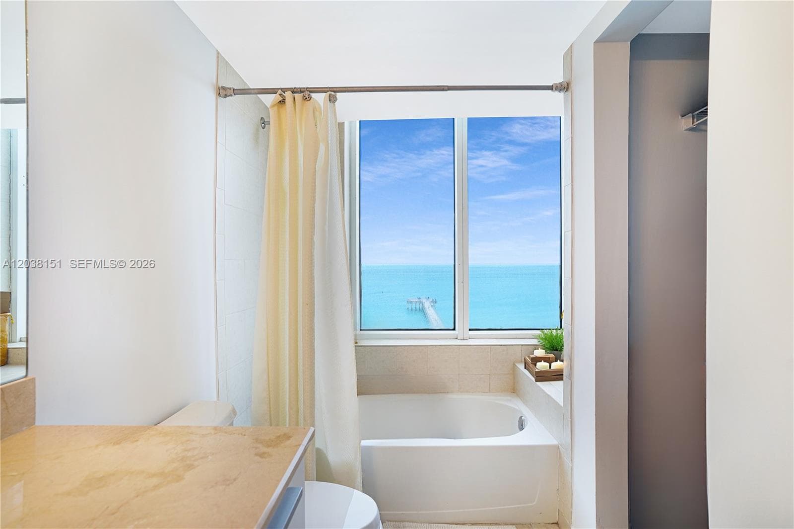 16699 Collins Ave # 1002, Sunny Isles Beach, FL 33160 — zdjęcie 4