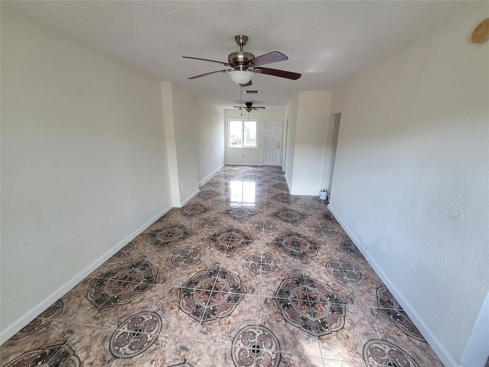 8451 NW 4th Avenue # 8451, Miami, FL 33150 — zdjęcie 4