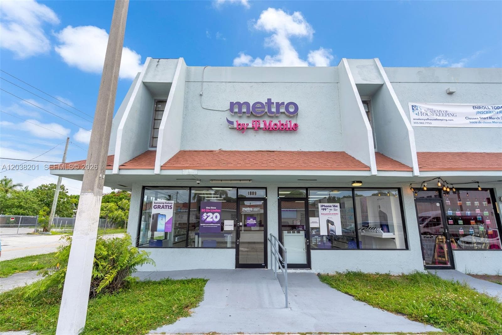 1879 NW 7th St, Miami, FL 33125 — zdjęcie 3