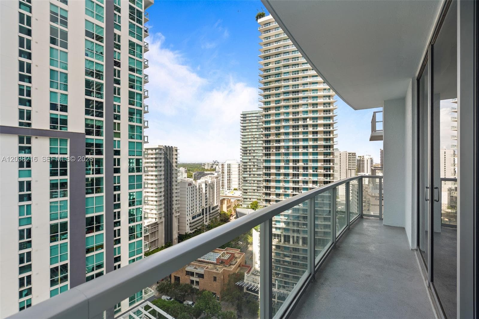 1050 Brickell Ave # 2112, Miami, FL 33131 — zdjęcie 4