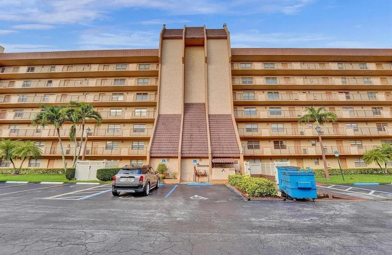3001 W Rolling Hills # 608, Davie, FL 33328 — zdjęcie 2