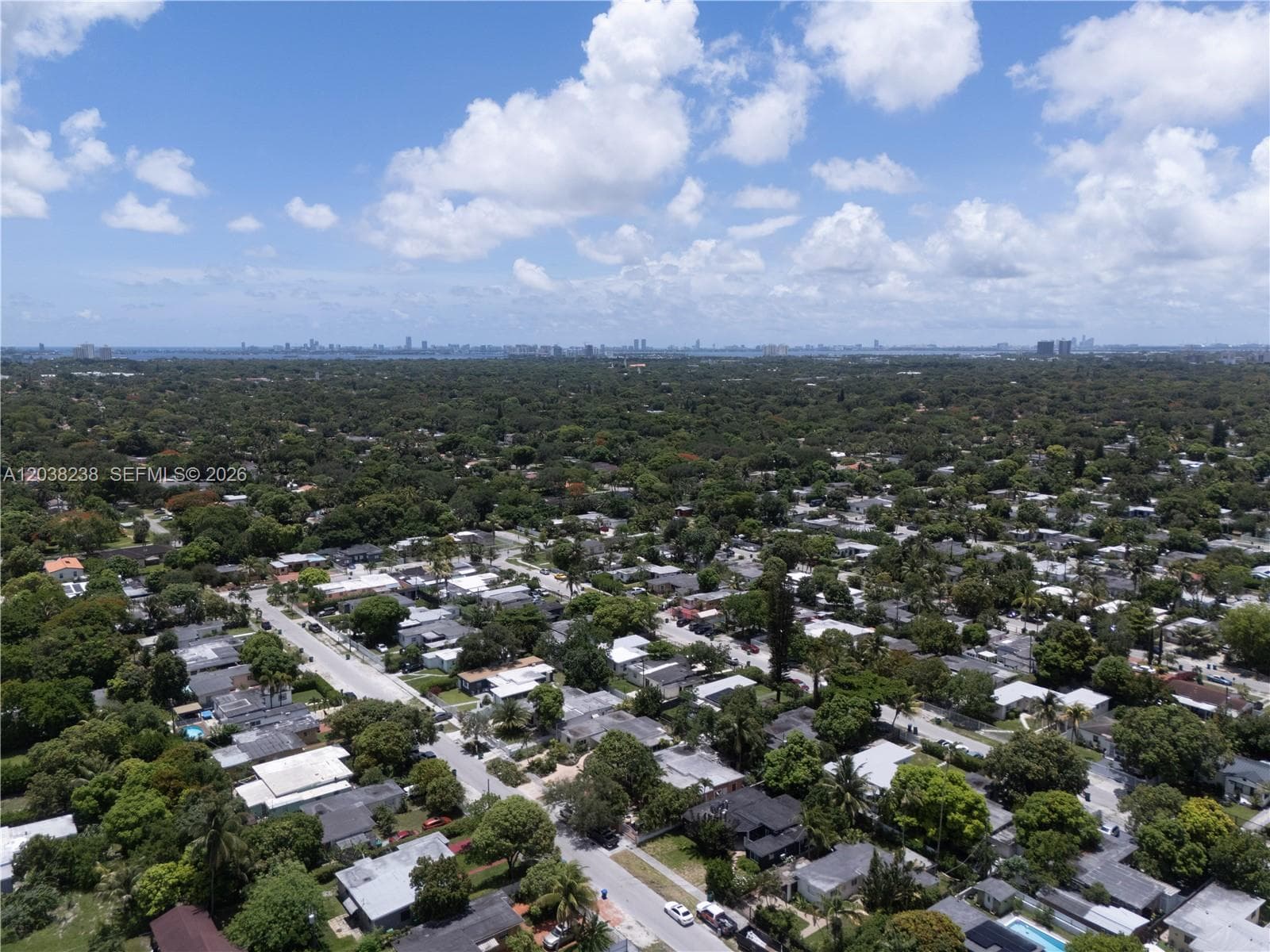 334 NW 110th St, Miami, FL 33168 — zdjęcie 2