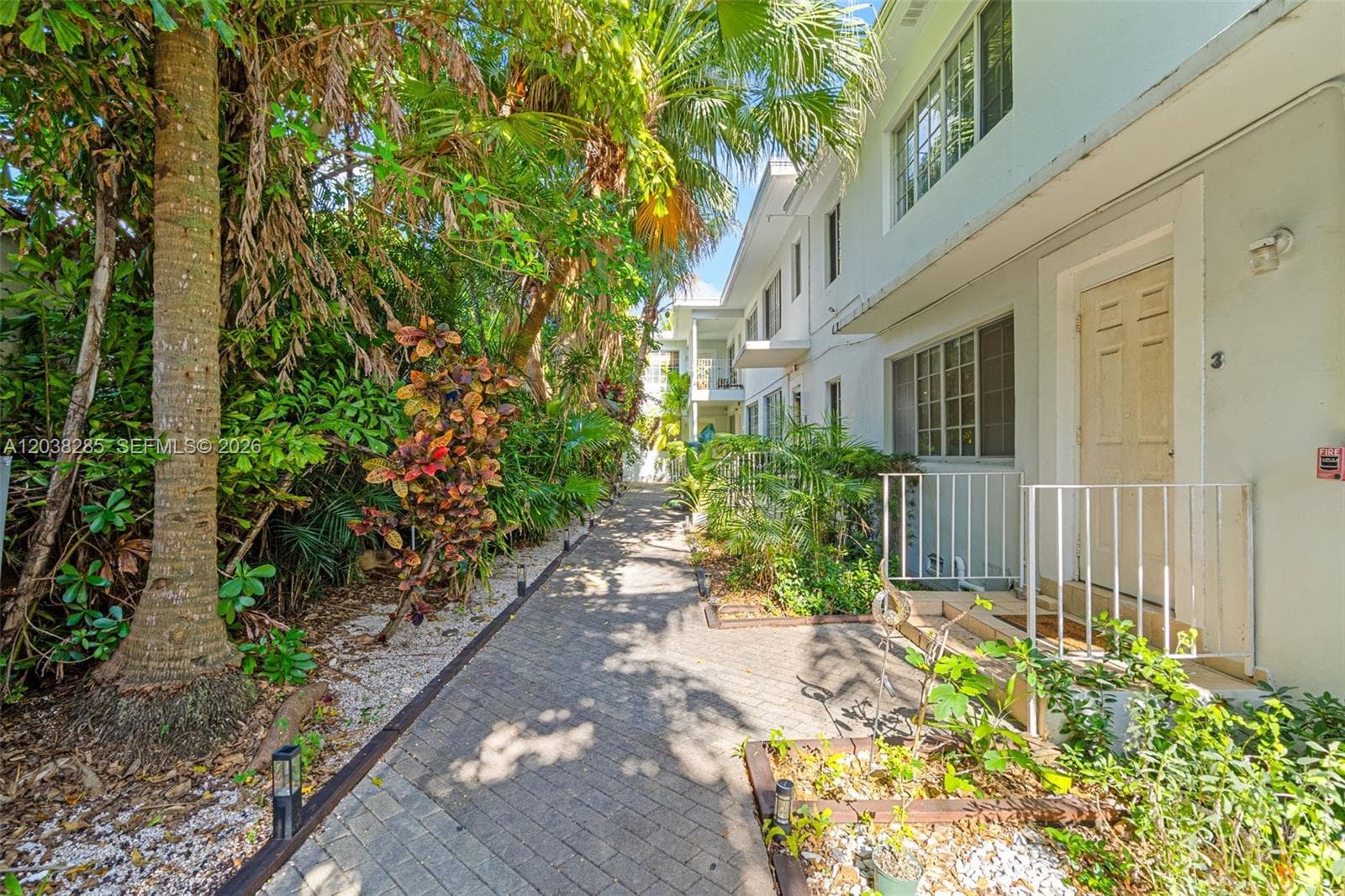 840 Lenox Ave # 3, Miami Beach, FL 33139 — zdjęcie 2