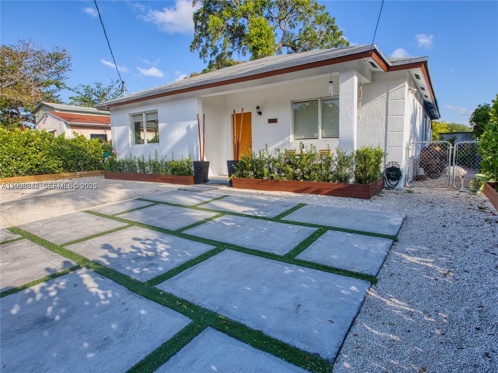 311 NW 95th St, Miami, FL 33150 — zdjęcie 2