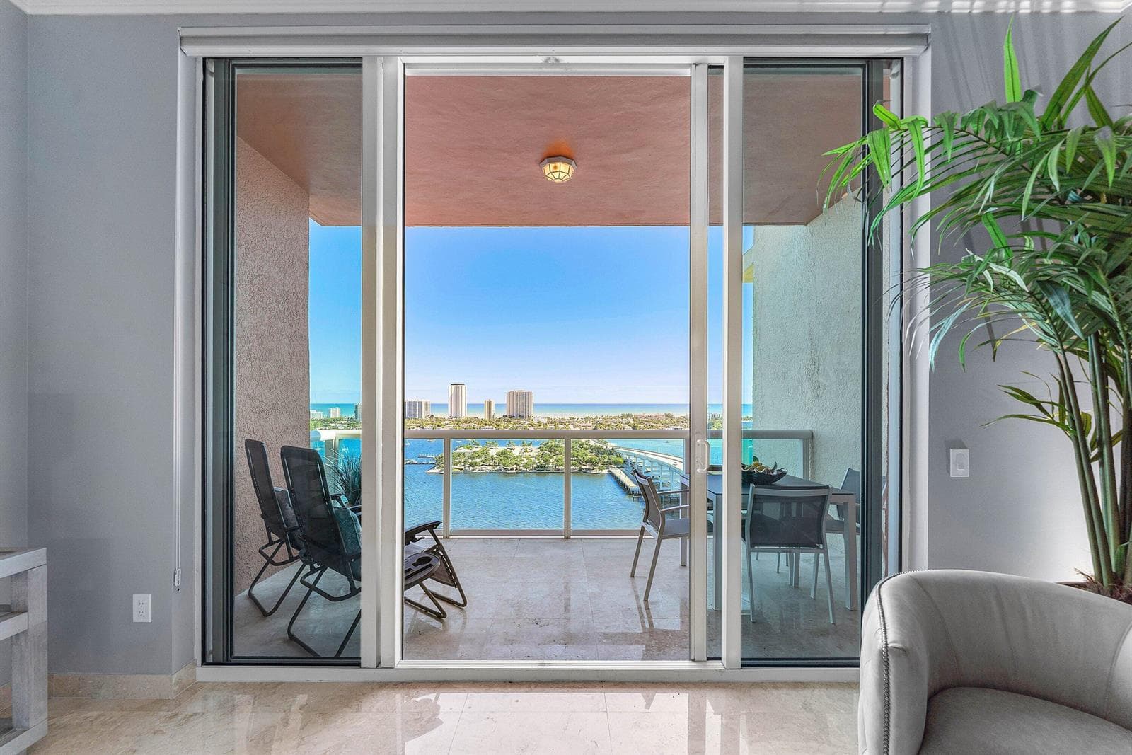 2640 Lake Shore Drive # 2215, Riviera Beach, FL 33404 — zdjęcie 3