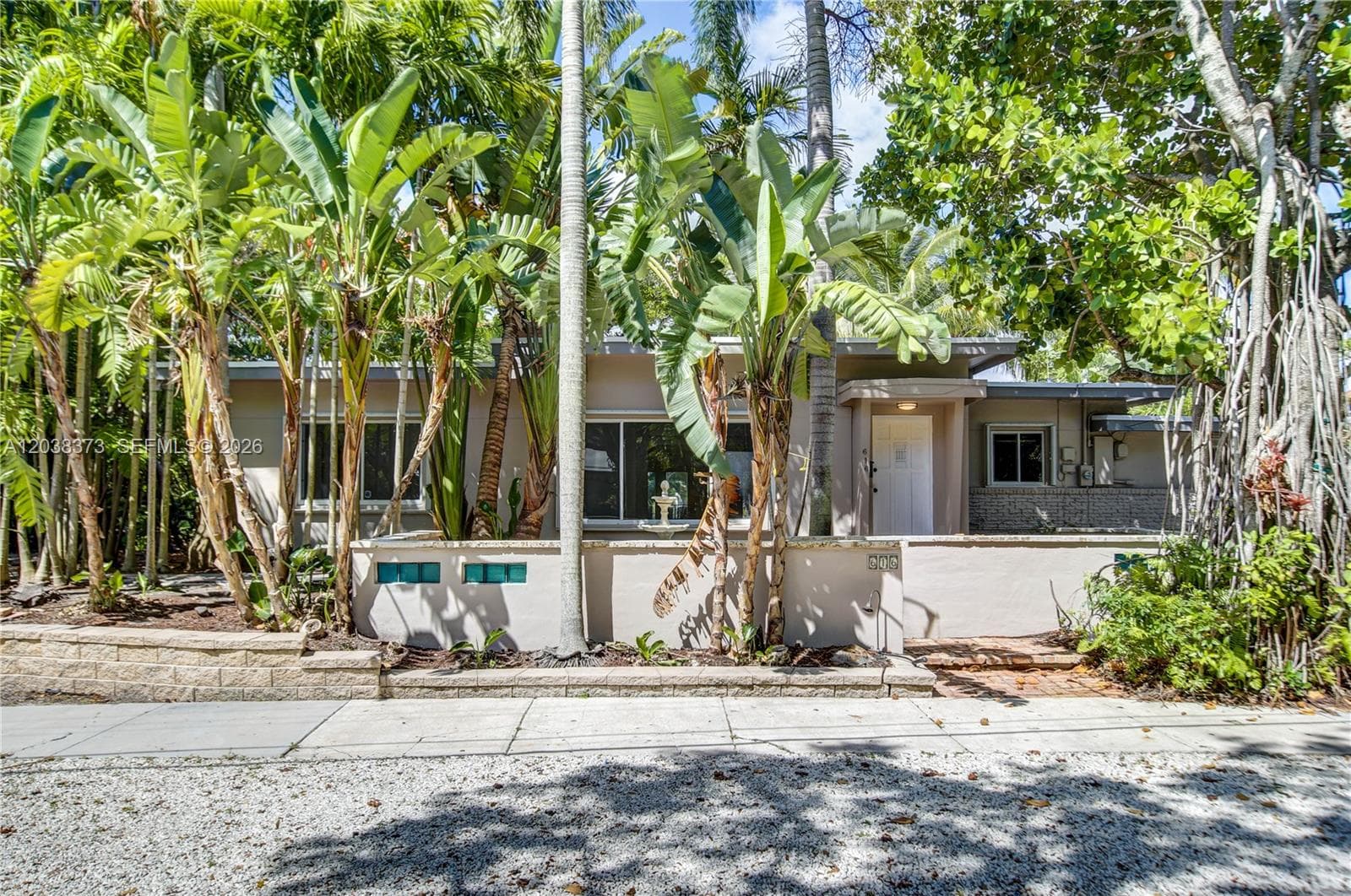 616 SW 11th Ct, Fort Lauderdale, FL 33315 — zdjęcie 2