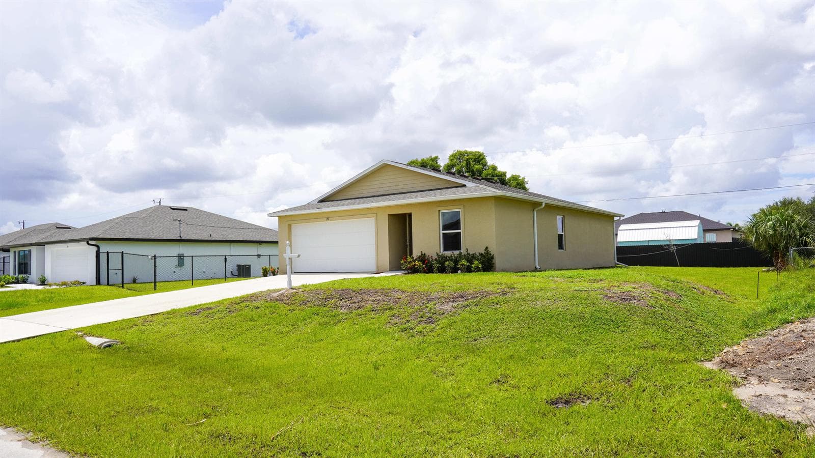 26 NE 12th Terrace, Cape Coral, FL 33909 — zdjęcie 2