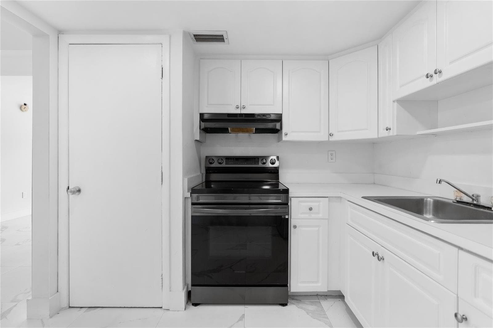 4164 Inverrary Drive # 412, Lauderhill, FL 33319 — zdjęcie 4