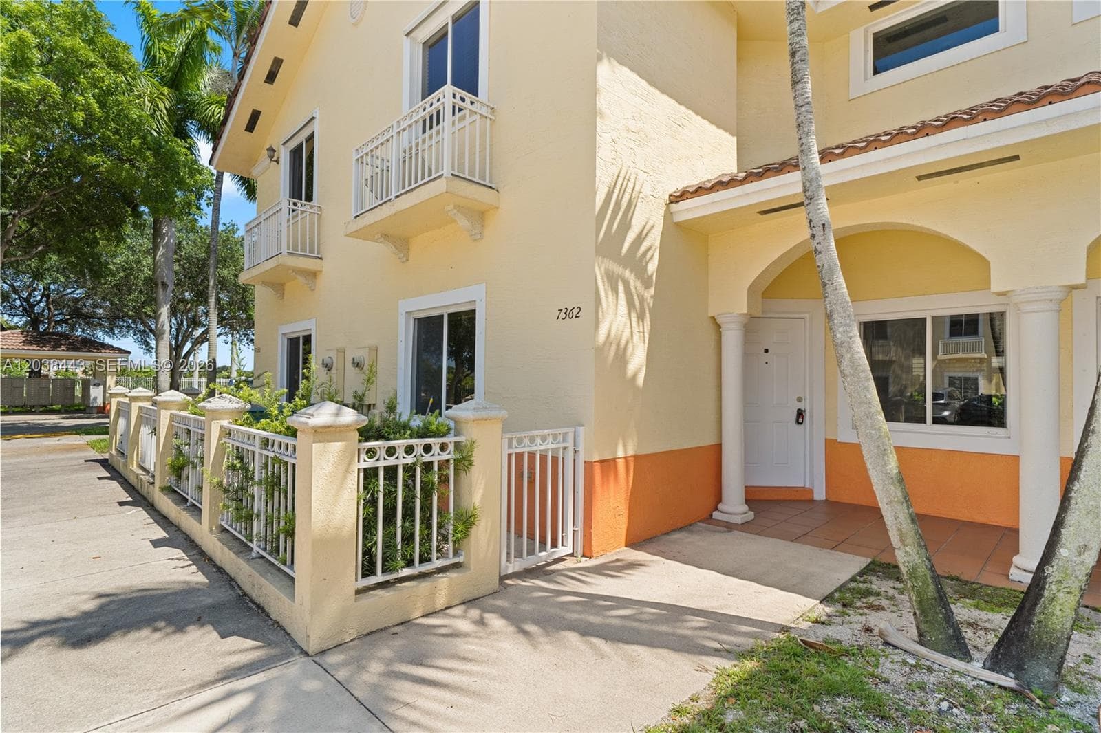 7362 NW 179th Ter # 7362, Hialeah, FL 33015 — zdjęcie 2