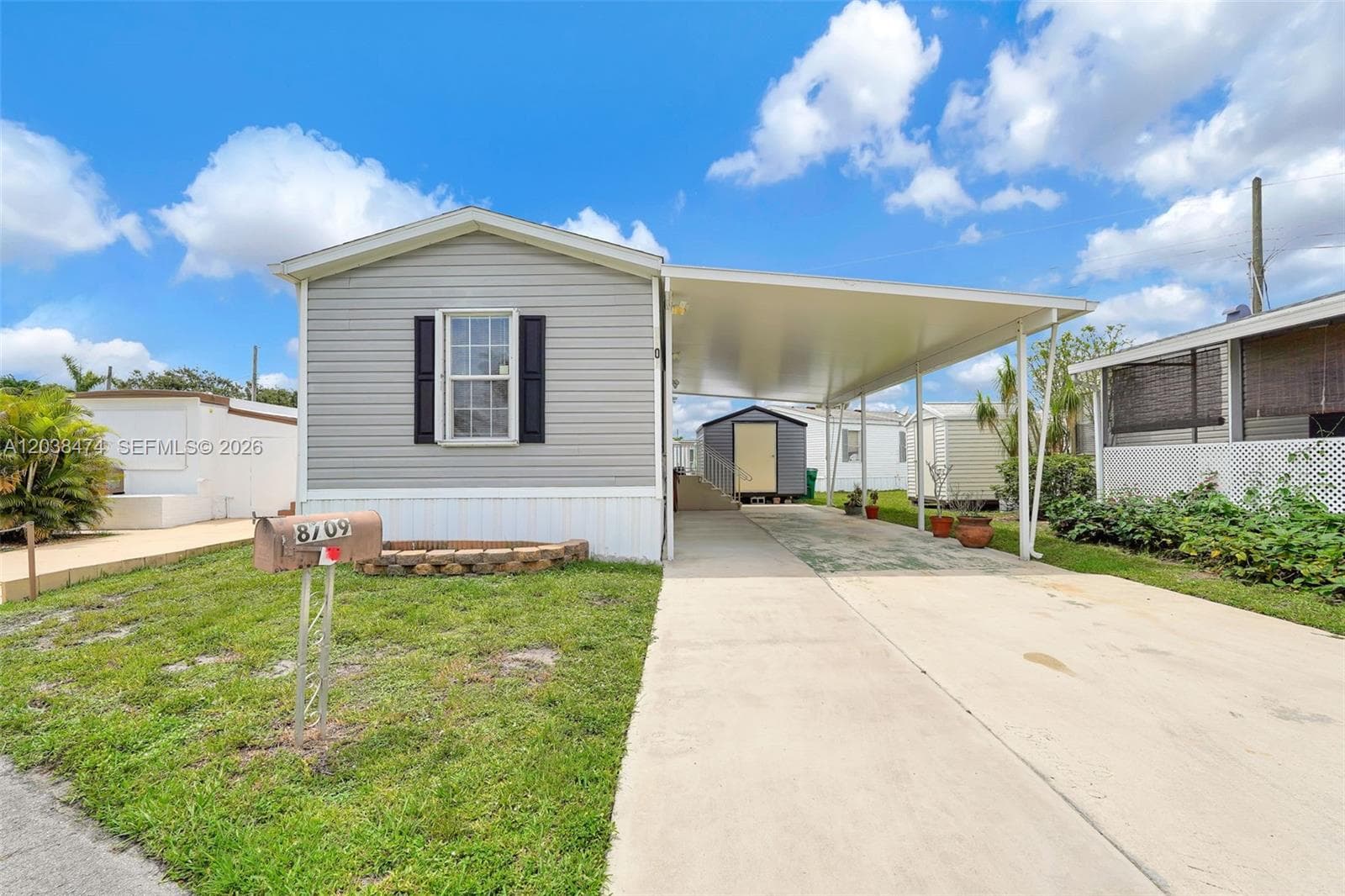 8709 SW 17th Ct, Davie, FL 33324 — zdjęcie 2