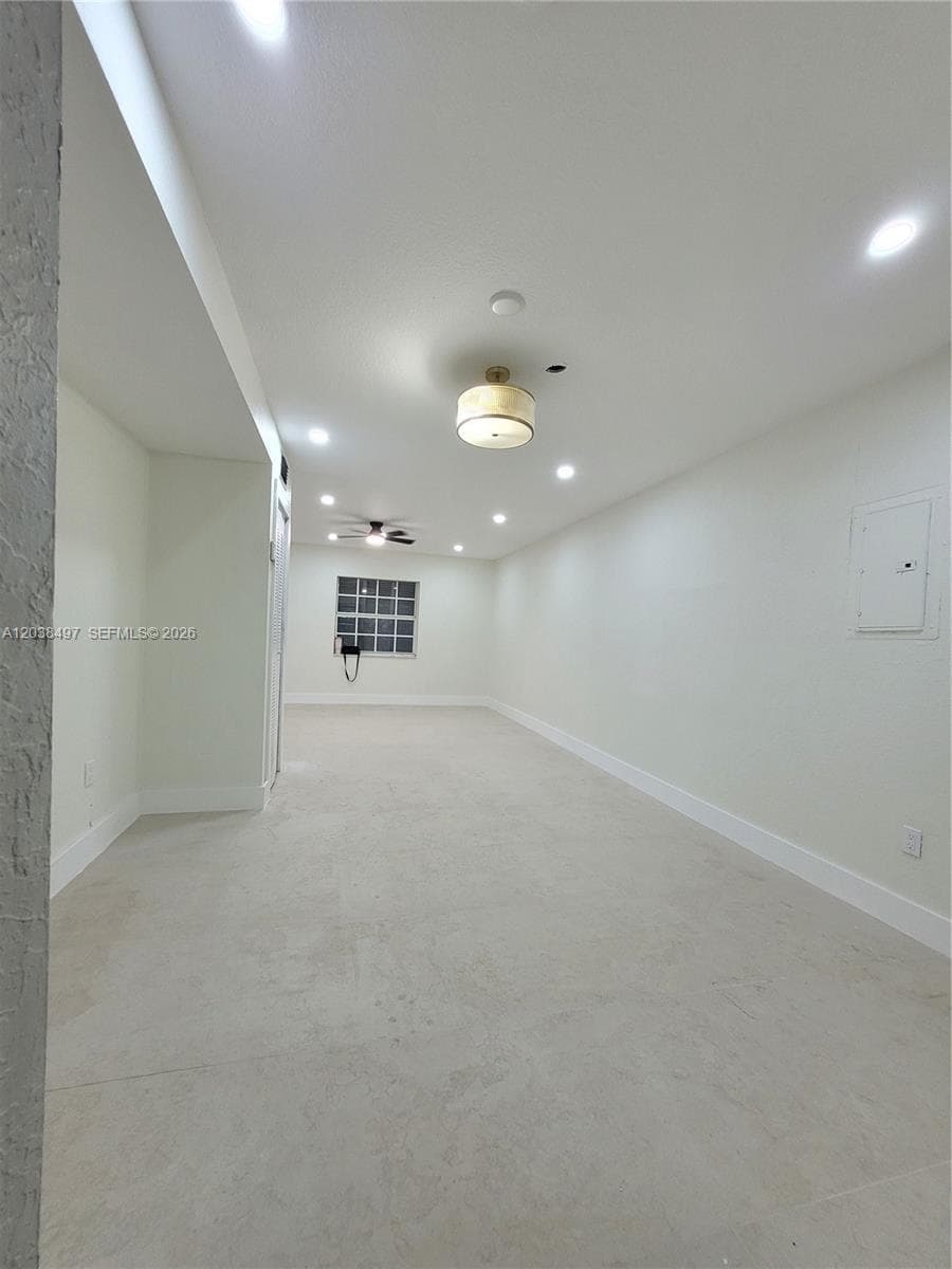 18000 SW 175th St # 18002, Miami, FL 33187 — zdjęcie 3