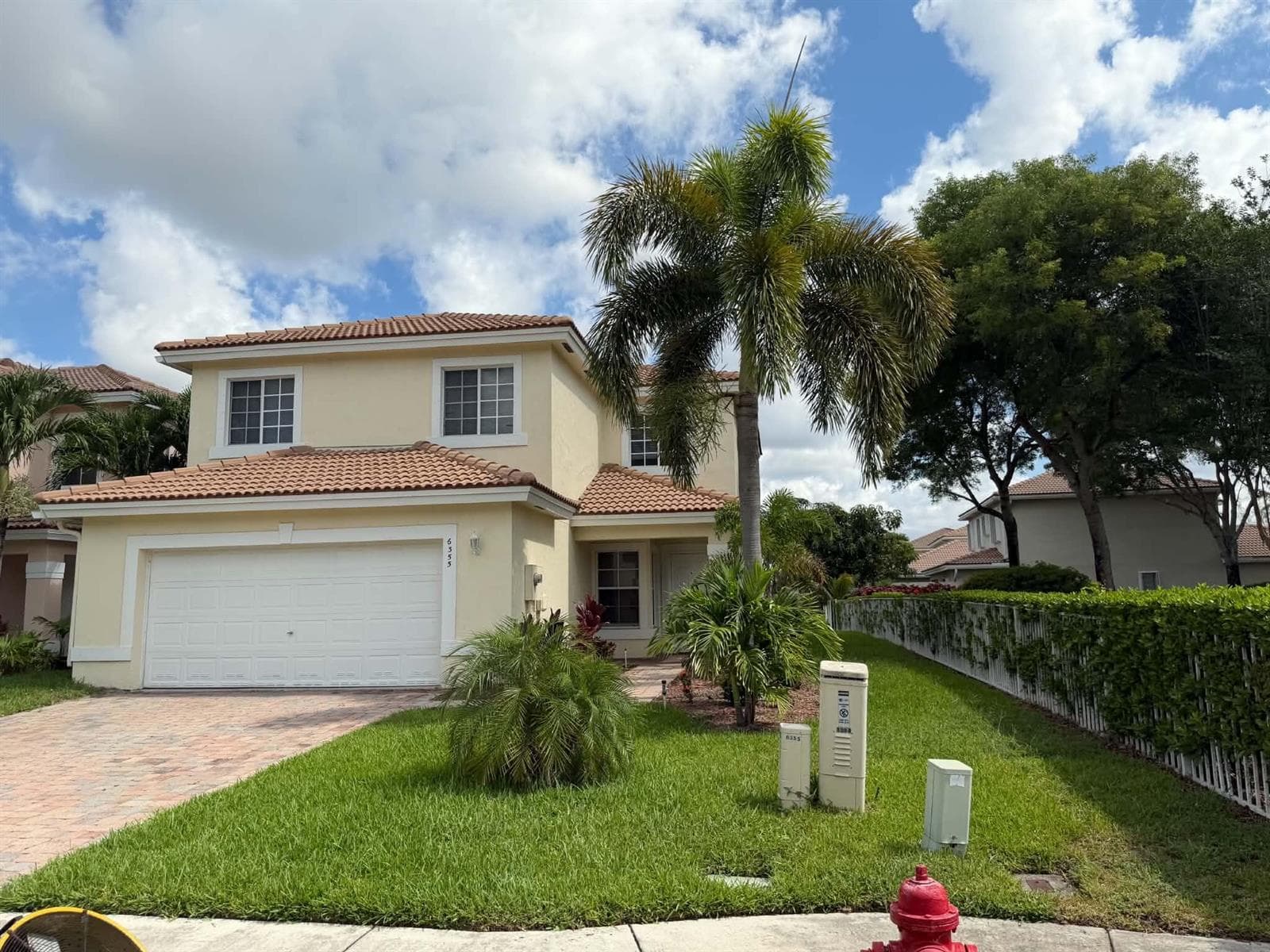 6355 Adriatic Way, West Palm Beach, FL 33413 — zdjęcie 2