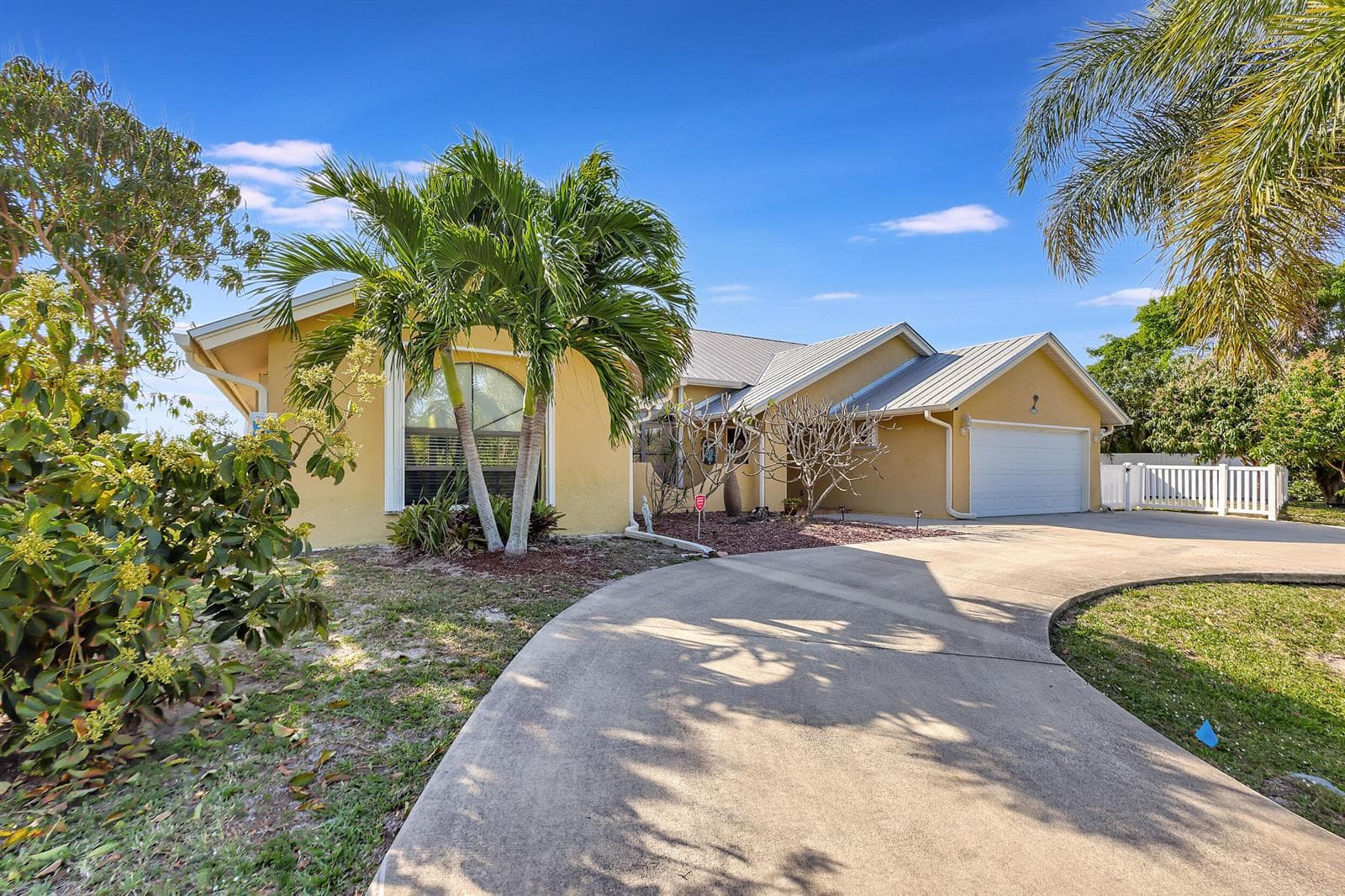 137 Queens Road, Fort Pierce, FL 34949 — zdjęcie 2