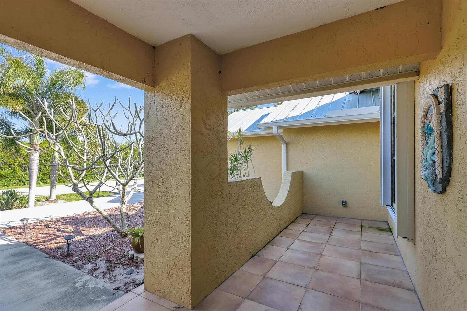 137 Queens Road, Fort Pierce, FL 34949 — zdjęcie 4