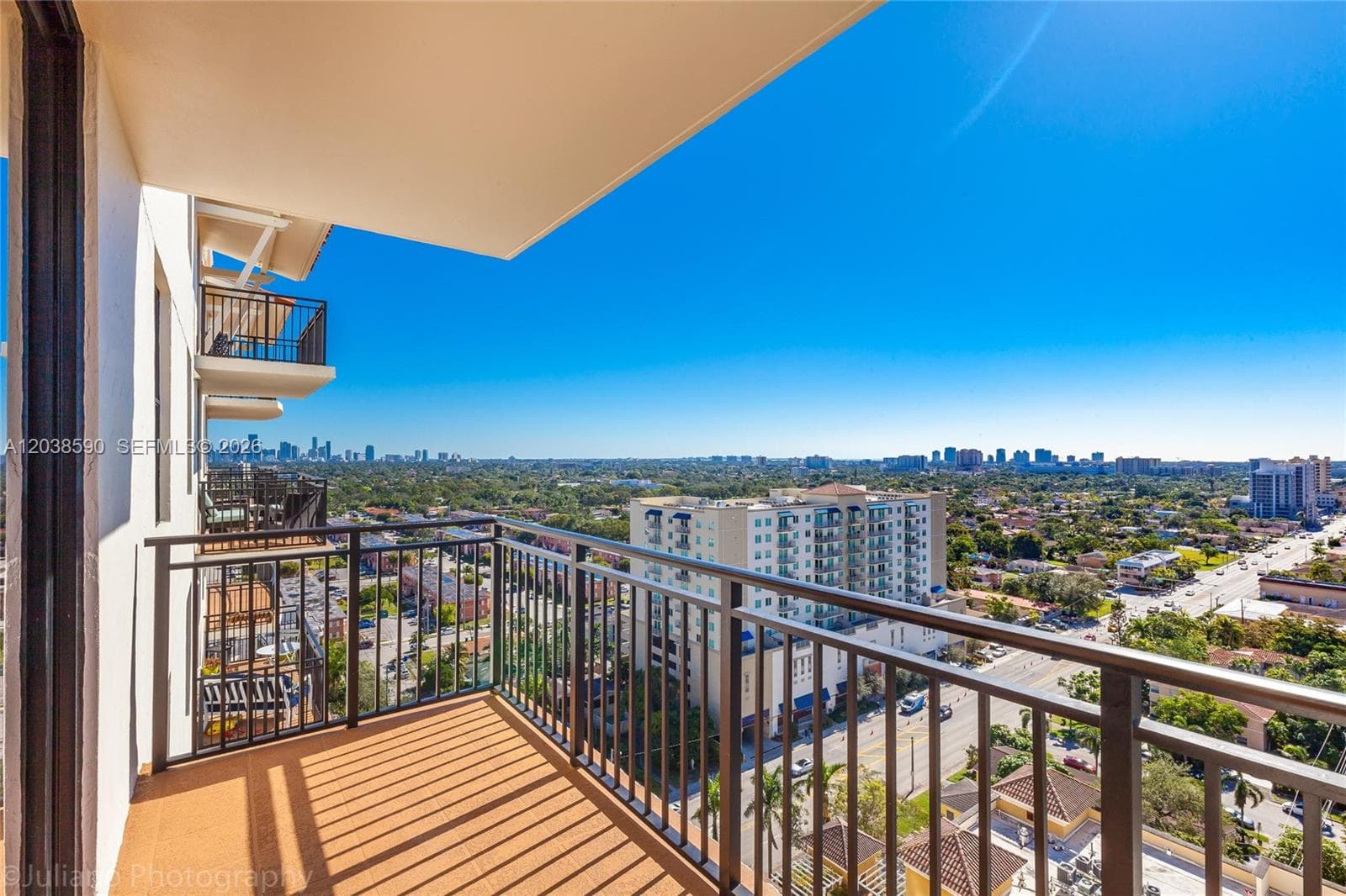 888 S Douglas Rd # 1608, Coral Gables, FL 33134 — zdjęcie 4