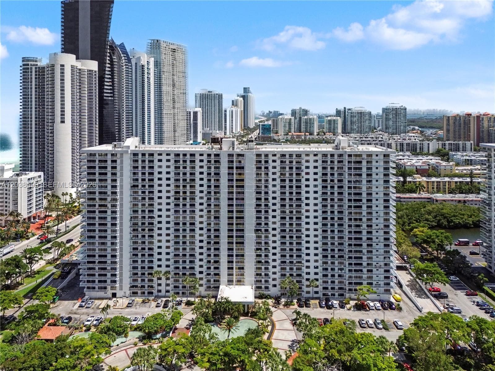 210 174th St # M18, Sunny Isles Beach, FL 33160 — zdjęcie 3
