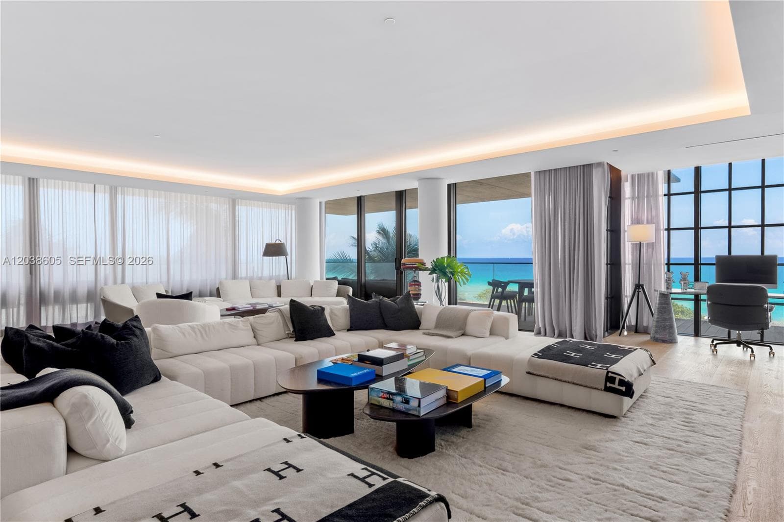 8955 E Collins Ave # 301, Surfside, FL 33154 — zdjęcie 2
