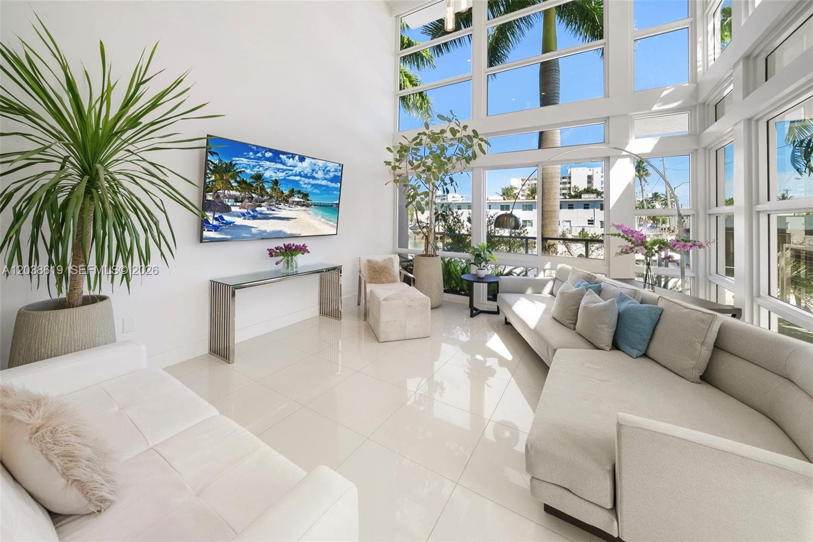 39 N Shore Dr, Miami Beach, FL 33141 — zdjęcie 2
