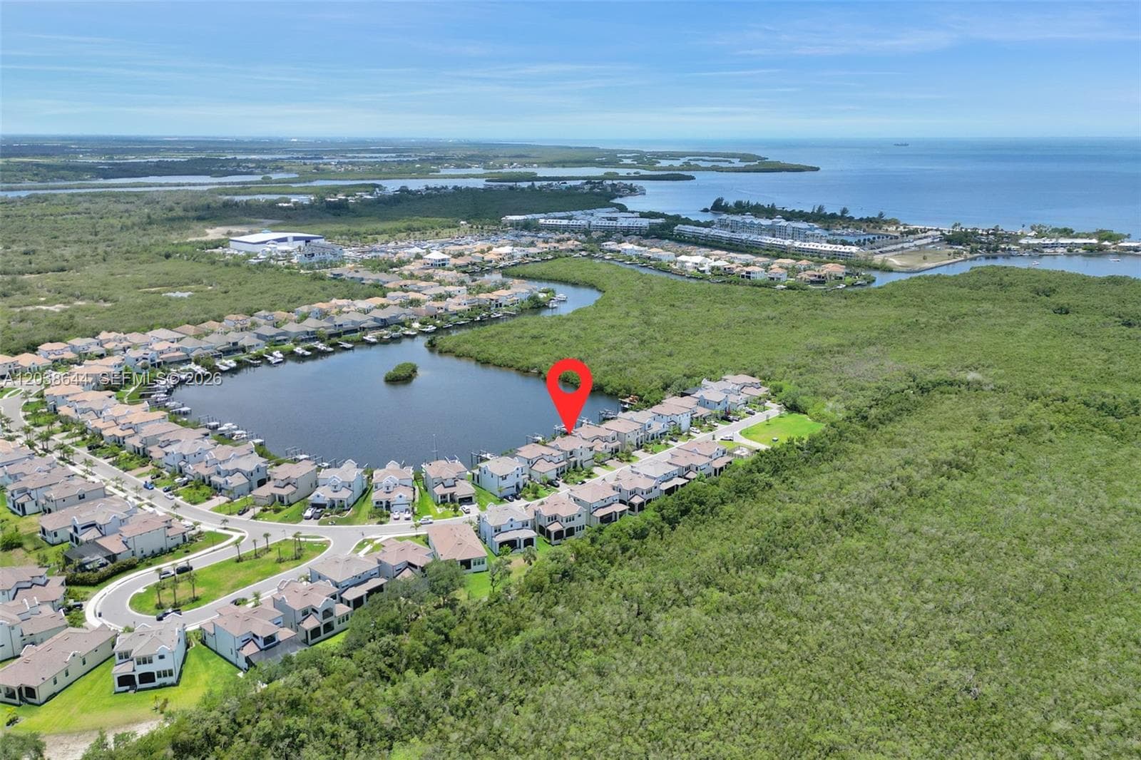 1112 Seagrape Drive, Other City - In The State Of Florida, FL 33570 — zdjęcie 5