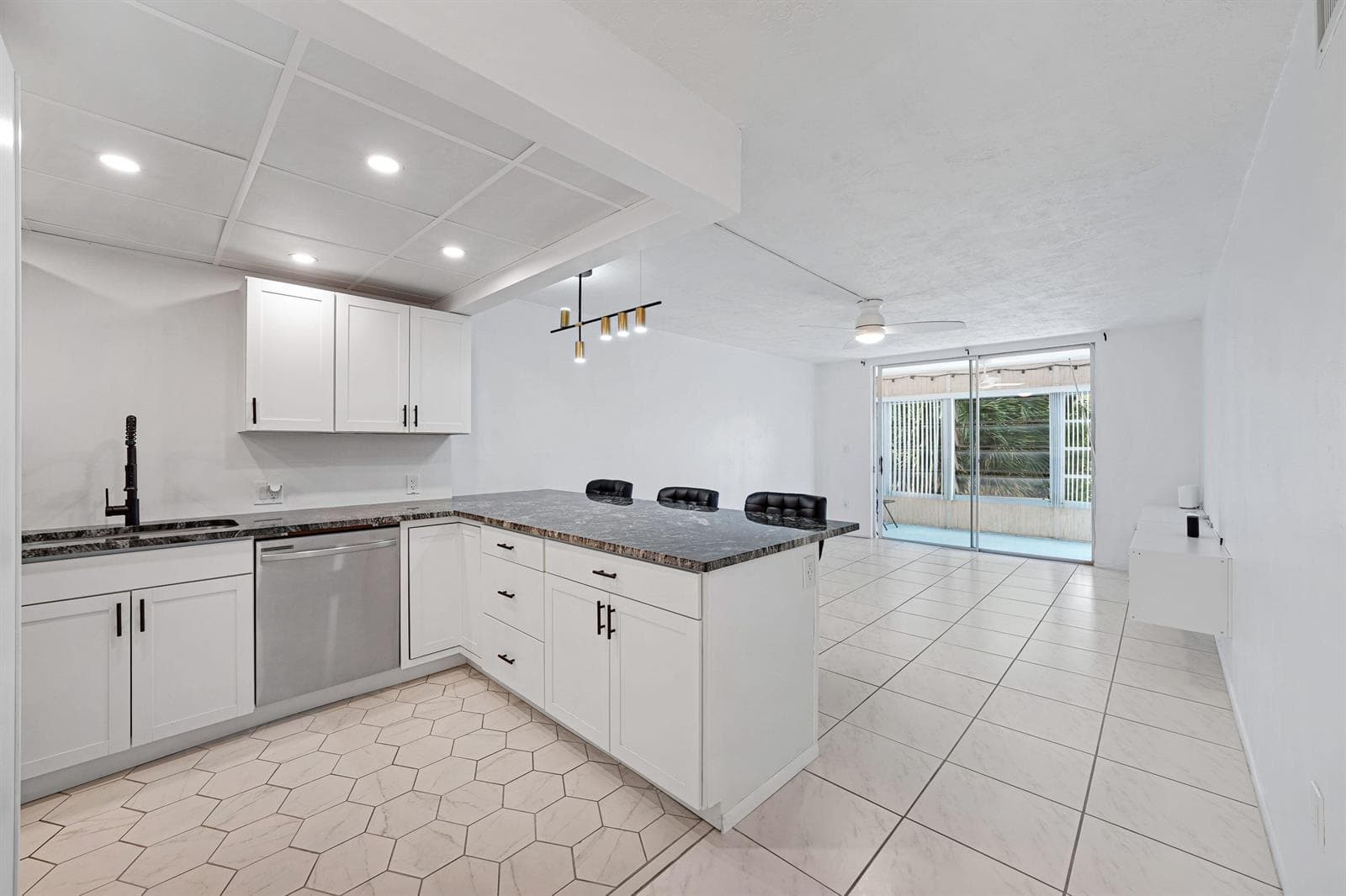 7100 NW 17th Street # 220, Plantation, FL 33313 — zdjęcie 5