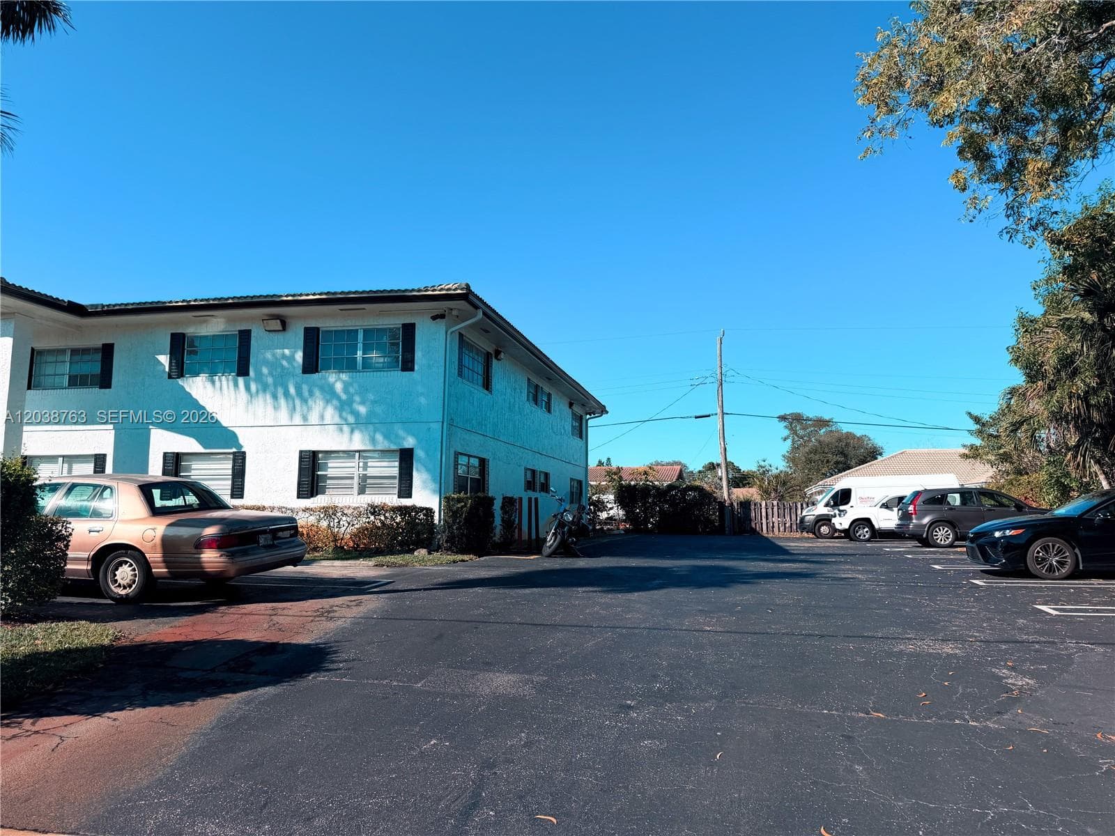 4240 Woodside Dr # 4, Coral Springs, FL 33065 — zdjęcie 2