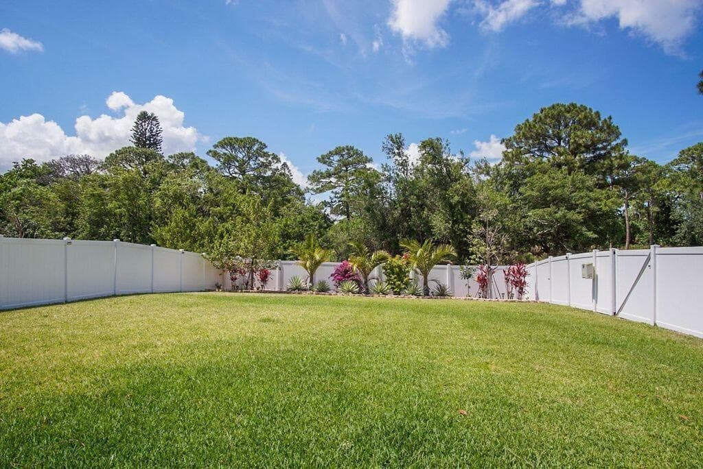 3909 SE Lee Street, Stuart, FL 34997 — zdjęcie 3