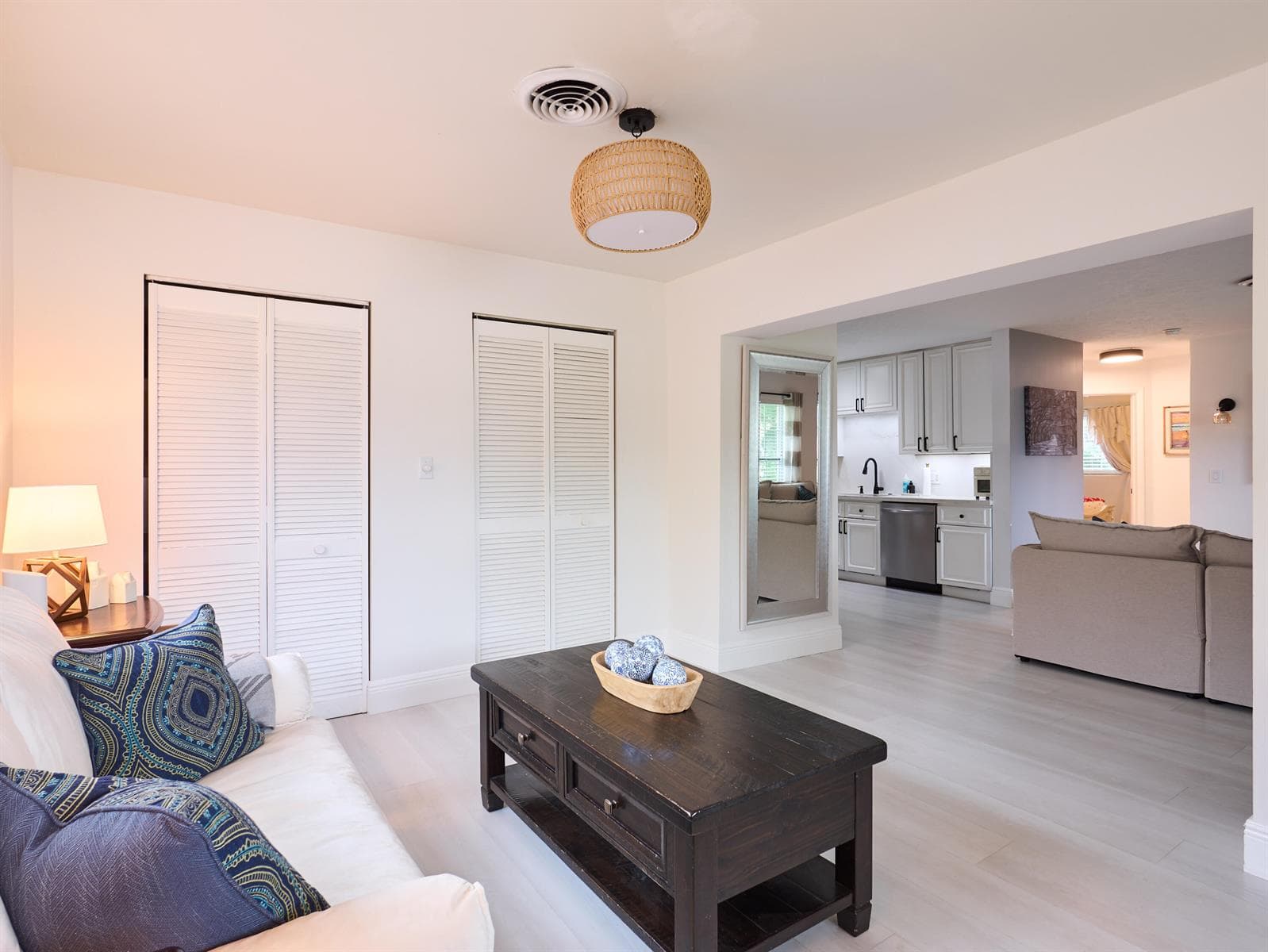 3743 NE Barbara Drive, Jensen Beach, FL 34957 — zdjęcie 5