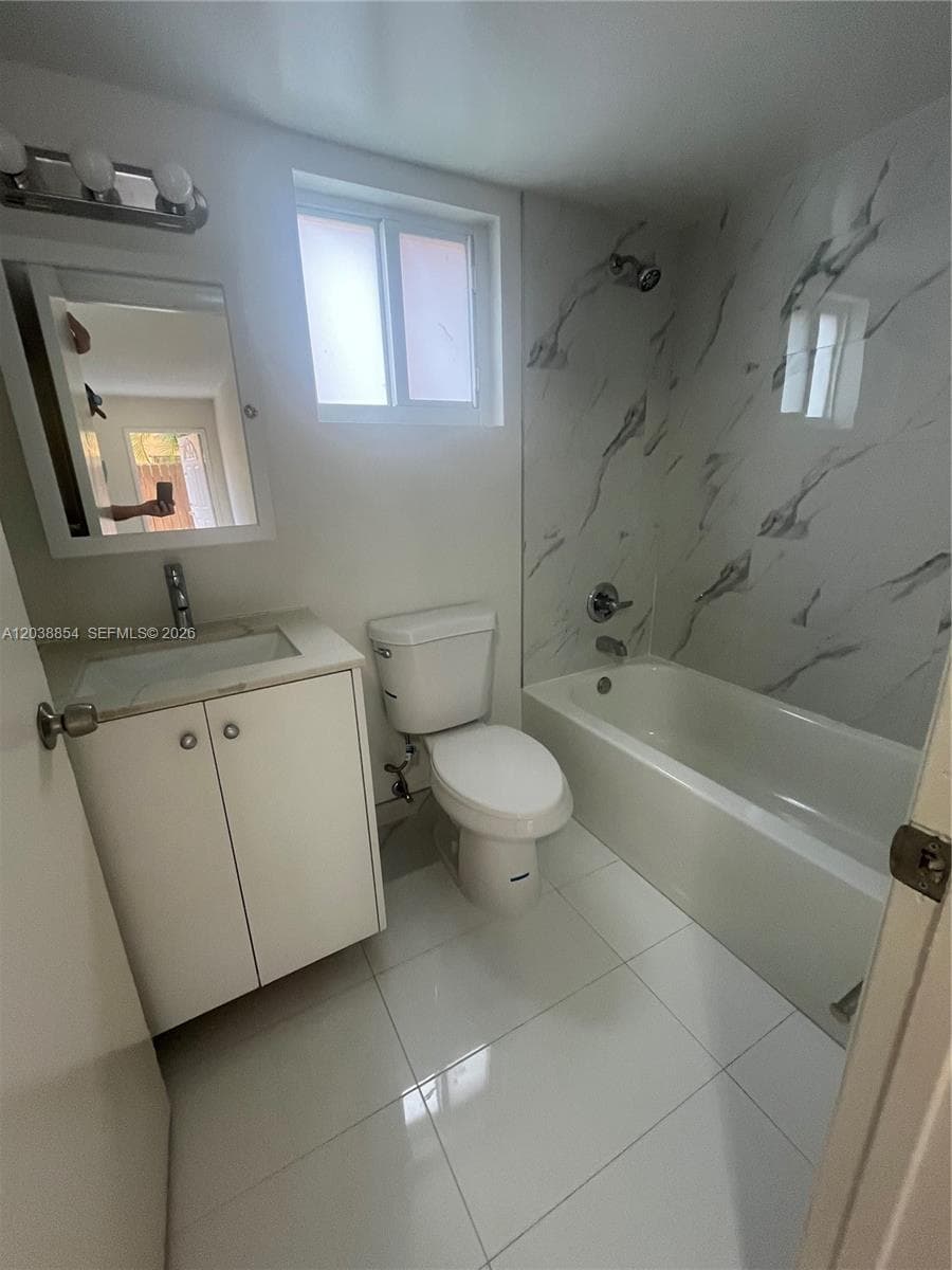 1419 SW 22nd Ave, Miami, FL 33145 — zdjęcie 3