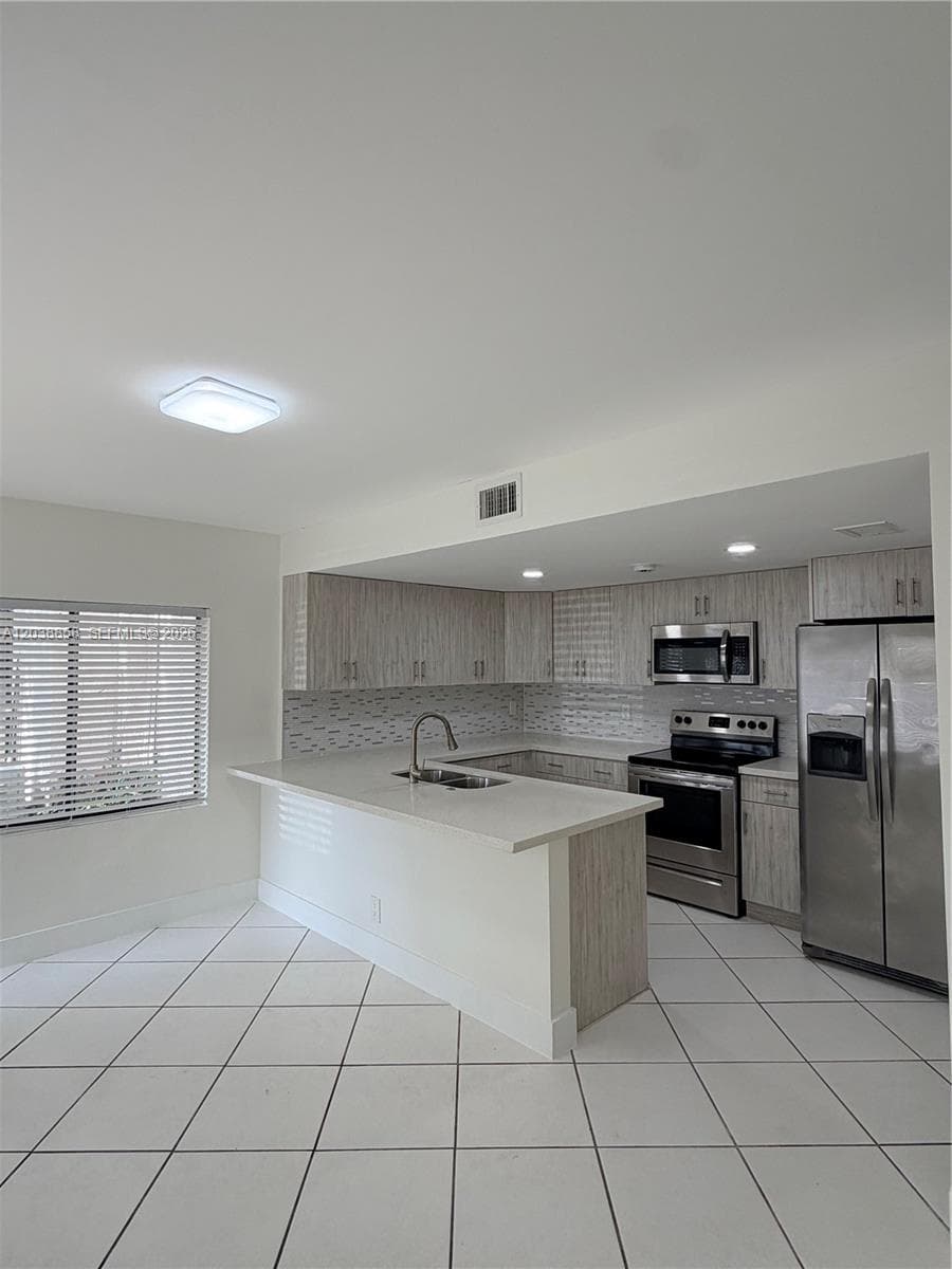 4705 SW 62nd Ave # 104, Davie, FL 33314 — zdjęcie 4