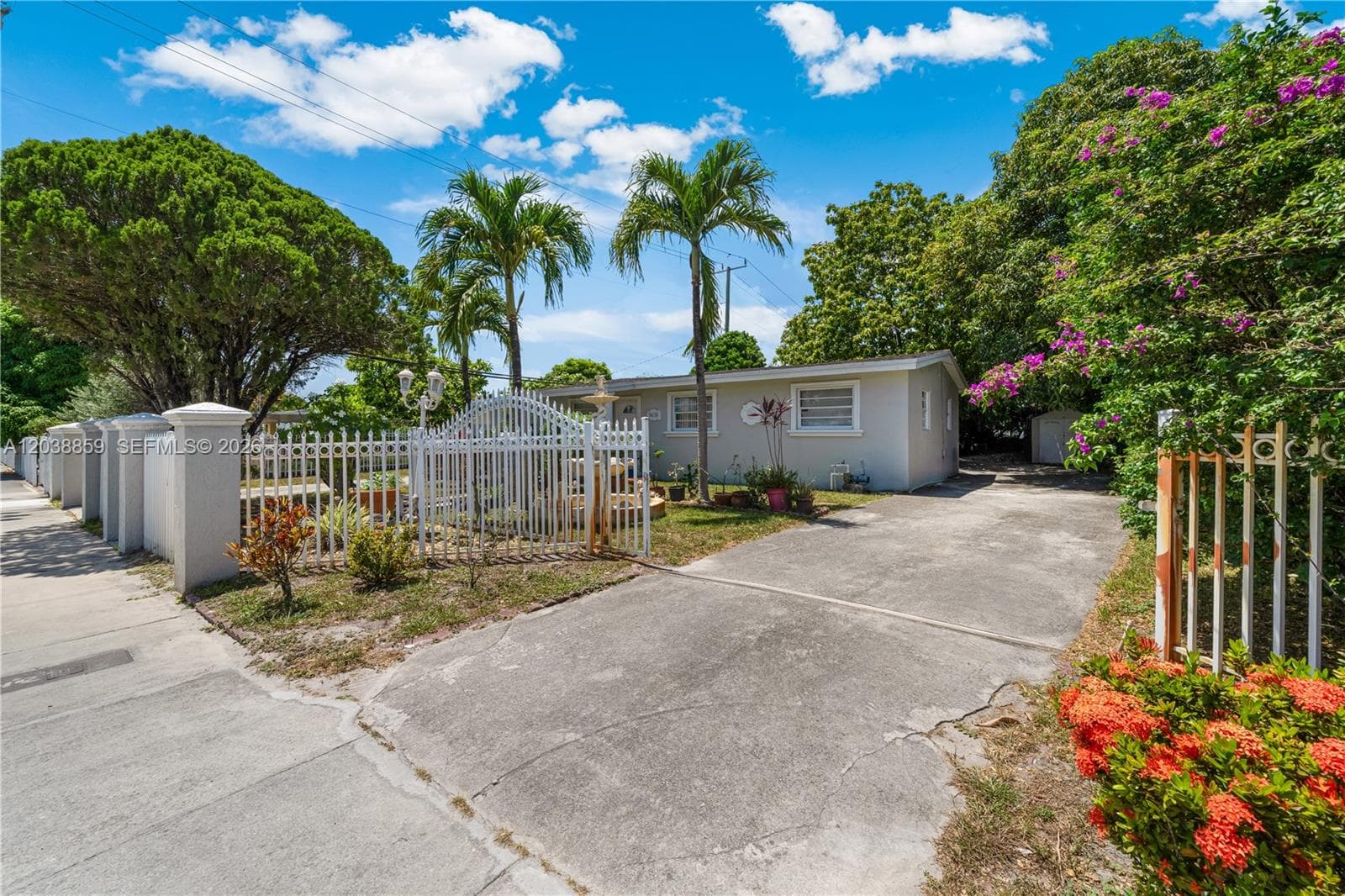 3035 NW 83 St, Miami, FL 33147 — zdjęcie 5